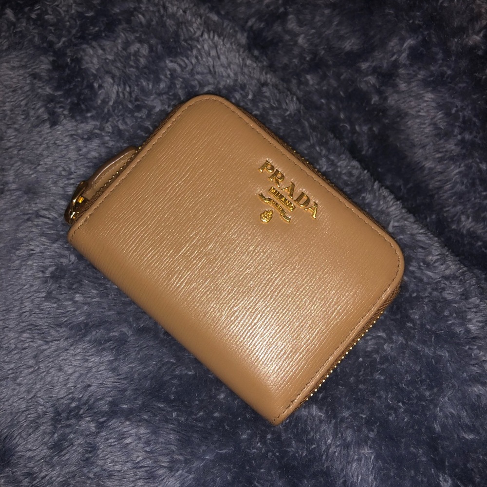 SOLD :)
